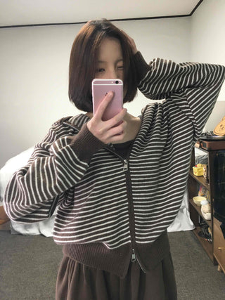 Off-shoulder Striped Crop Zip-up Cardigan