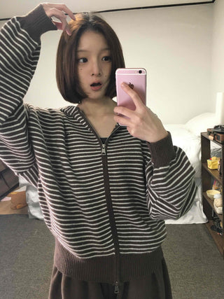 Off-shoulder Striped Crop Zip-up Cardigan