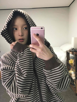 Off-shoulder Striped Crop Zip-up Cardigan