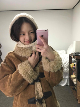 Vintage Fur-Trimmed Toggle Shearling Jacket