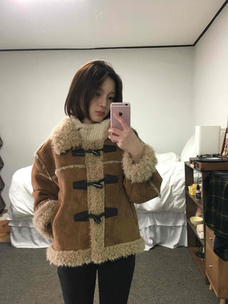 Vintage Fur-Trimmed Toggle Shearling Jacket