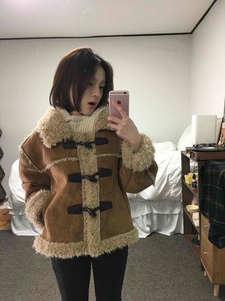 Vintage Fur-Trimmed Toggle Shearling Jacket