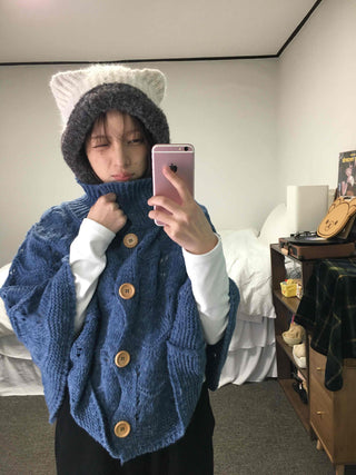 Cable Knit Punched Wood Button Hooded Vest