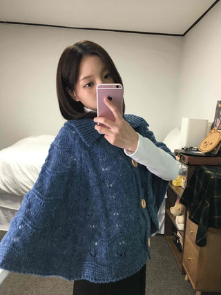 Cable Knit Punched Wood Button Hooded Vest