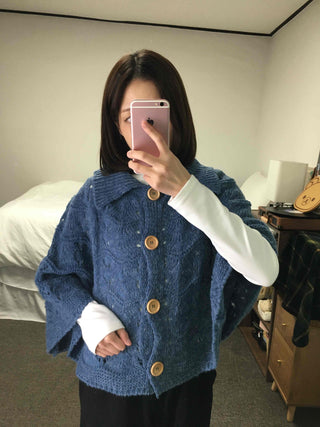 Cable Knit Punched Wood Button Hooded Vest