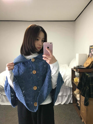 Cable Knit Punched Wood Button Hooded Vest