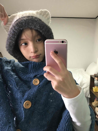 Cable Knit Punched Wood Button Hooded Vest