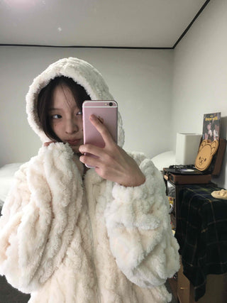 Daily Cozy Fur Loop Half Boa Zip-up
