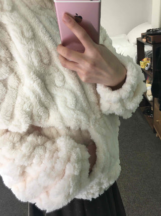 Daily Cozy Fur Loop Half Boa Zip-up