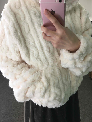Daily Cozy Fur Loop Half Boa Zip-up