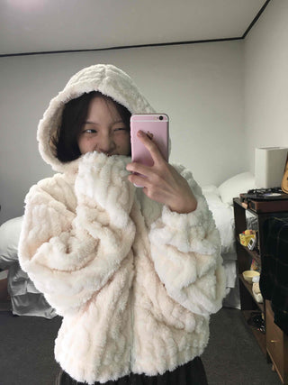 Daily Cozy Fur Loop Half Boa Zip-up