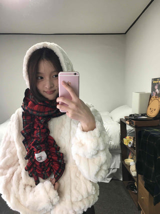 Daily Cozy Fur Loop Half Boa Zip-up