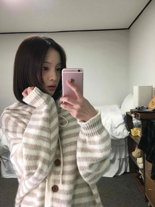 Soft Border Hooded Loose Fit Knit Cardigan