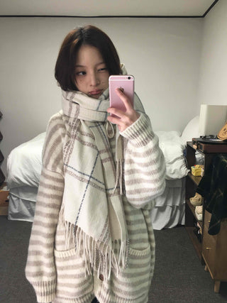 Soft Border Hooded Loose Fit Knit Cardigan