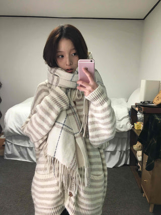 Soft Border Hooded Loose Fit Knit Cardigan
