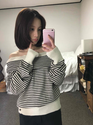 Marine Border Off-Shoulder Loose Fit Knit