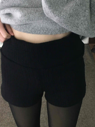 Inner Layered Brushed Knit Skinny Shorts