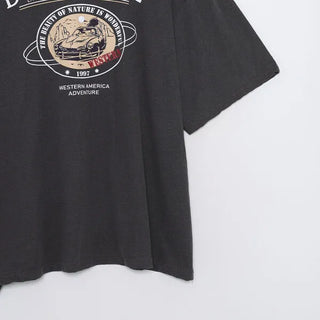 (Unisex) Western Print T-Shirt