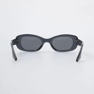 Simple oval sunglasses
