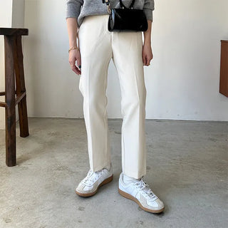 Straight slim slacks