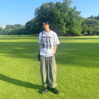 Wide cargo pants