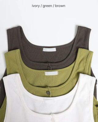 Button-up simple sleeveless top