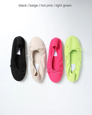 Vivid round ribbon flat shoes