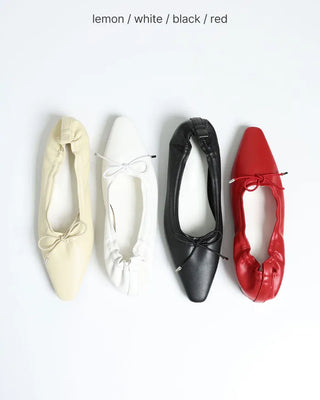 Square-toe ribbon flat shoes