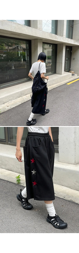 Byeoldin Unisex Star Embroidery Elastic Waist Drawstring Bermuda Banding Shorts Rainy Season Look