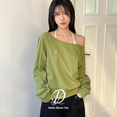 Ranio Premium Double-Sided Delicate Fit Pendant Boat Neck Off-Shoulder Semi-Crop Sweatshirt Long Sleeve T-Shirt