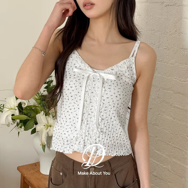 TIEL Vintage Flower Ribbed Lace V-Neck Loose Wavy Ribbon Strap Layered Sleeveless Top