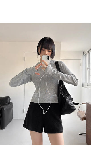 Marin Ribbed Knit Pendant High-Waisted Elastic Shorts