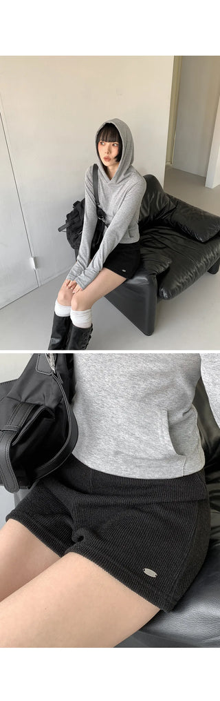 Marin Ribbed Knit Pendant High-Waisted Elastic Shorts