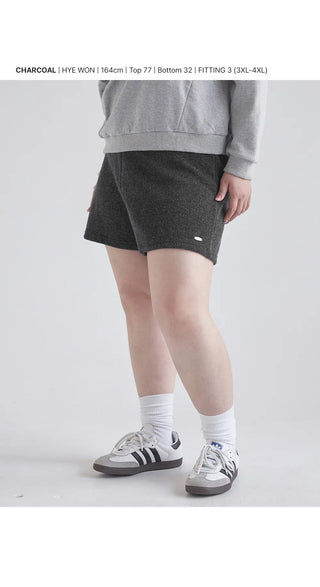 Marin Ribbed Knit Pendant High-Waisted Elastic Shorts