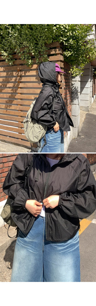 De Pin Nylon High-Neck Drawstring Hooded Zip-Up Jumper Ultra-Light Windbreaker Must-Have