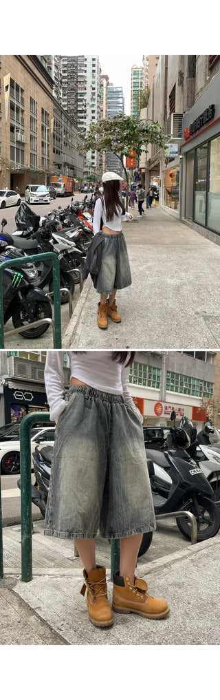 Desty Bermuda Wide Elastic Waist Washed Denim Half Pants