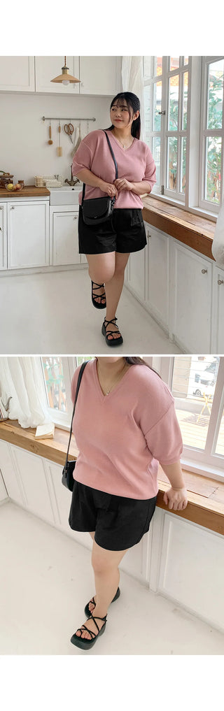 Tailored Cotton Two-Pintuck Wide Back Elastic Waist Shorts Cotton Shorts Rainy Season Look
