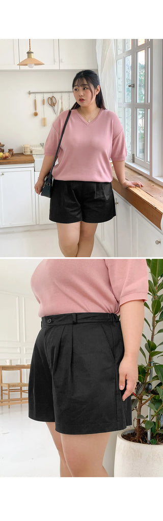 Tailored Cotton Two-Pintuck Wide Back Elastic Waist Shorts Cotton Shorts Rainy Season Look