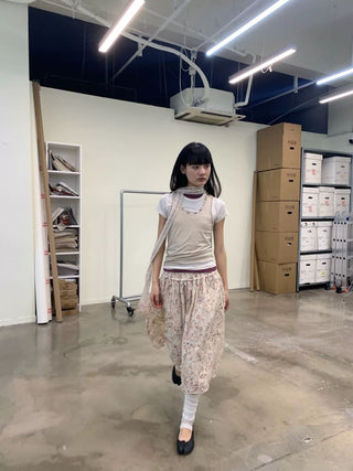 [NEVERSEEZ] Layered Lace Floral Midi Skirt