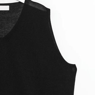 Oversized V-neck vest