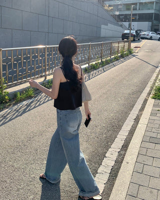 Slim solid color vest top