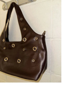 Square stud bag