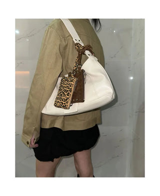 3 Eyelet Hobo Bag  / Three Eyelet Hobo Bag