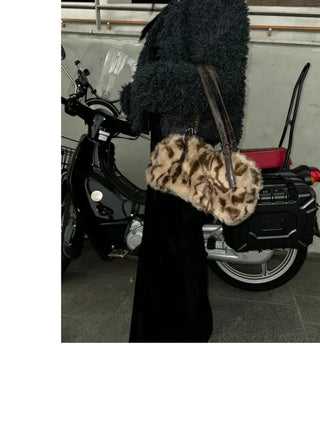 Grunge Leopard Fur Bag