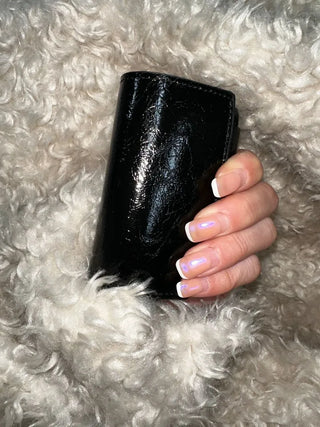 Tote Crack Mini Wallet_ Tote Crack Mini Wallet