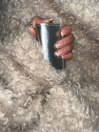 Tote Crack Mini Wallet_ Tote Crack Mini Wallet