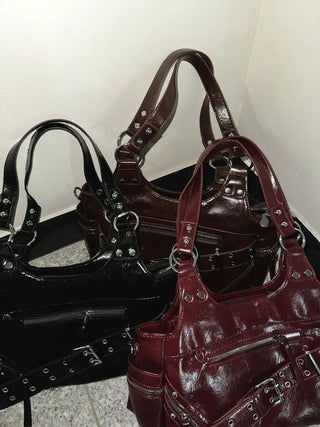 Taine Eyelet Belt Crack Vintage Shoulder Bag