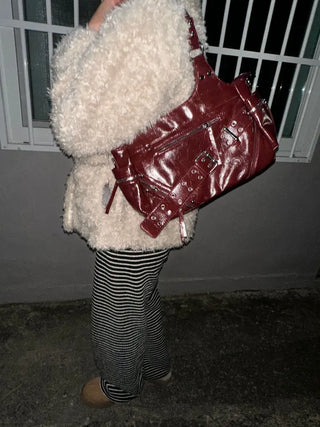 Taine Eyelet Belt Crack Vintage Shoulder Bag