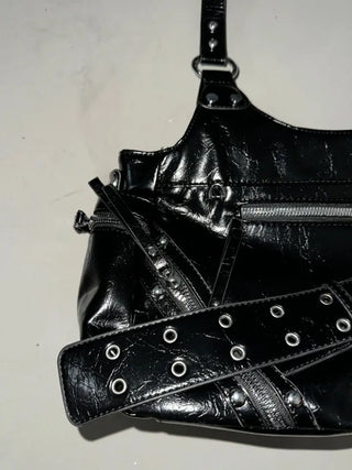 Taine Eyelet Belt Crack Vintage Shoulder Bag