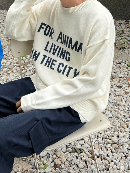 Animal Loose Fit Round Knit
